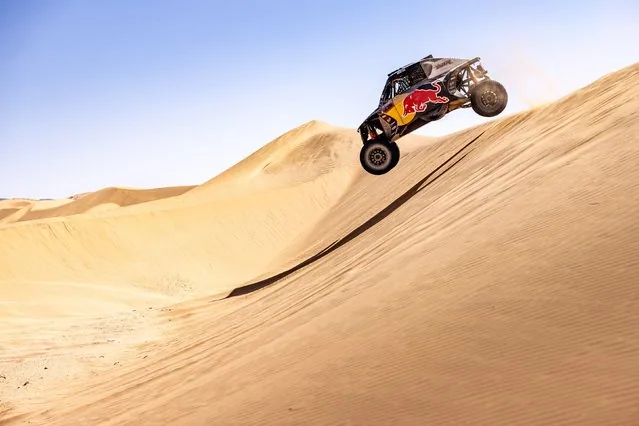 Dakar Rally 2025 competitors tackle grueling 1000km desert Chrono Stage in Bisha Saudi Arabia